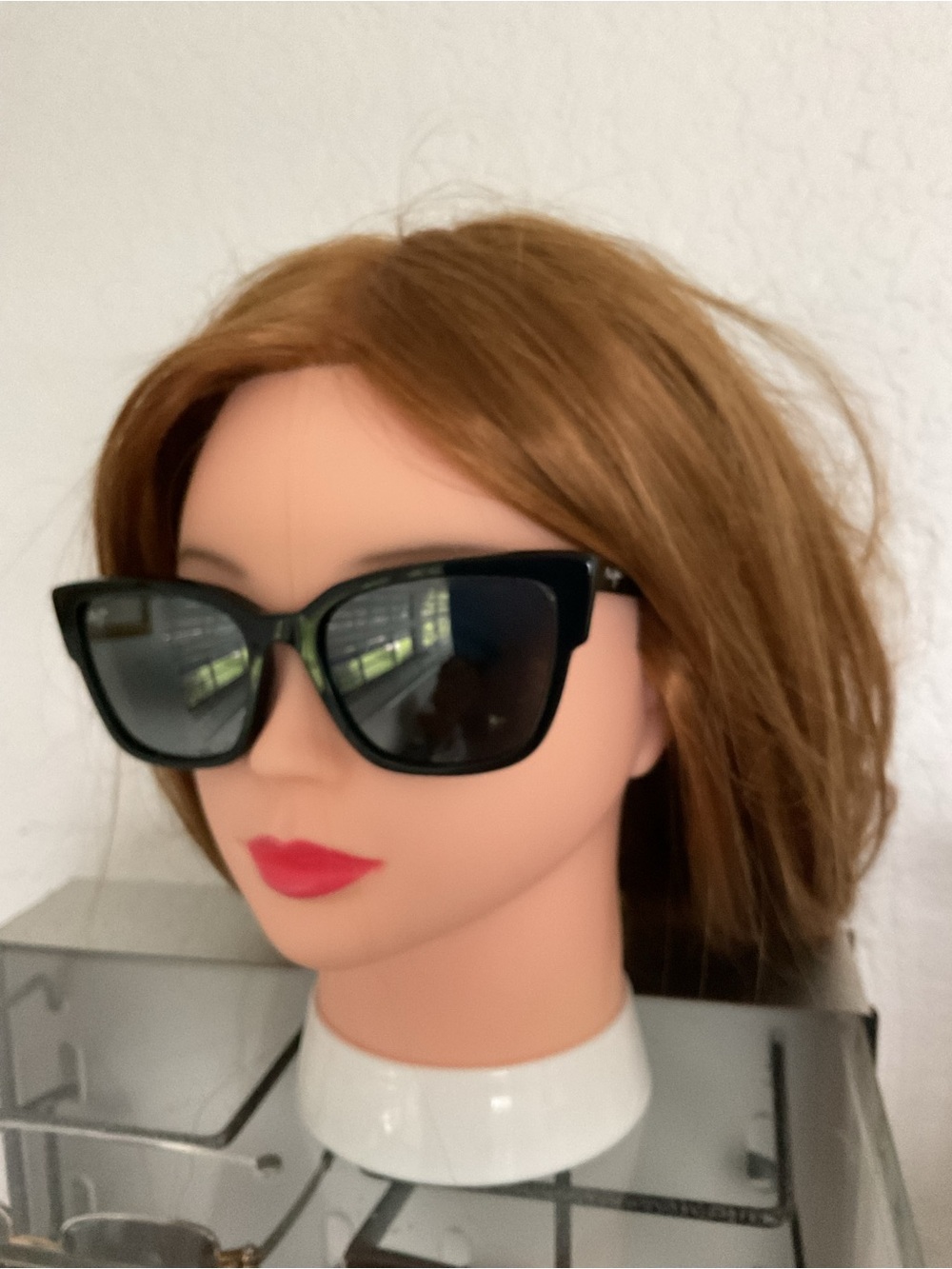 New Maui Jim ladies designer sunglasses